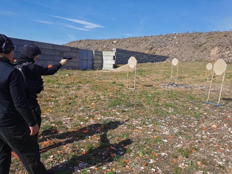 В Магнитогорске бойцы ОМОН приняли участие в областном Чемпионате по практической стрельбе