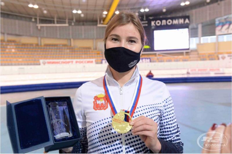 Военнослужащая Уральского округа Росгвардии стала чемпионкой России по конькобежному спорту