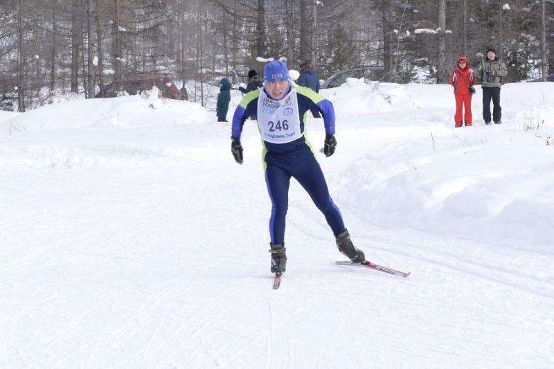 В Туве росгвардеец стал победителем лыжных гонок