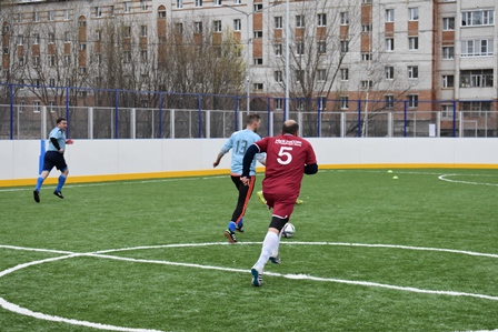 В Сыктывкаре состоялось открытие турнира по мини-футболу памяти Александра Яковлева