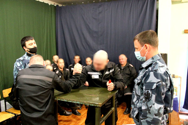 Осужденные в ИК-2 УФСИН России по Рязанской области соревновались в армрестлинге