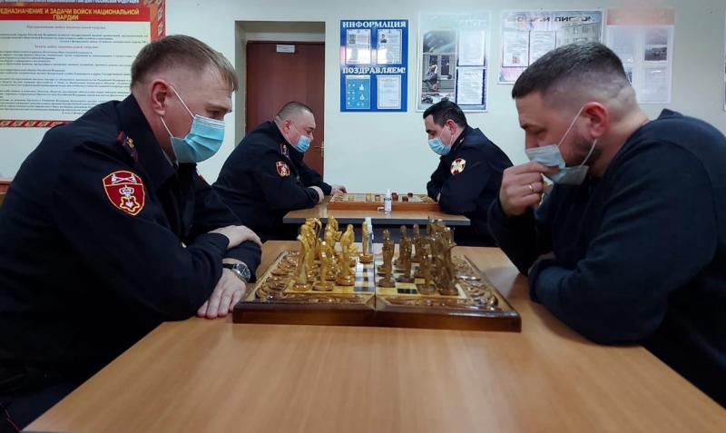 В Башкирии росгвардейцы сразились в шахматно-шашечном турнире