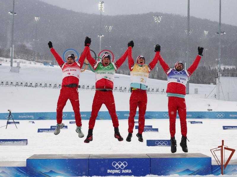 Генерал армии Виктор Золотов поздравил команду российских лыжников, завоевавших «золото» на Олимпиаде в Пекине