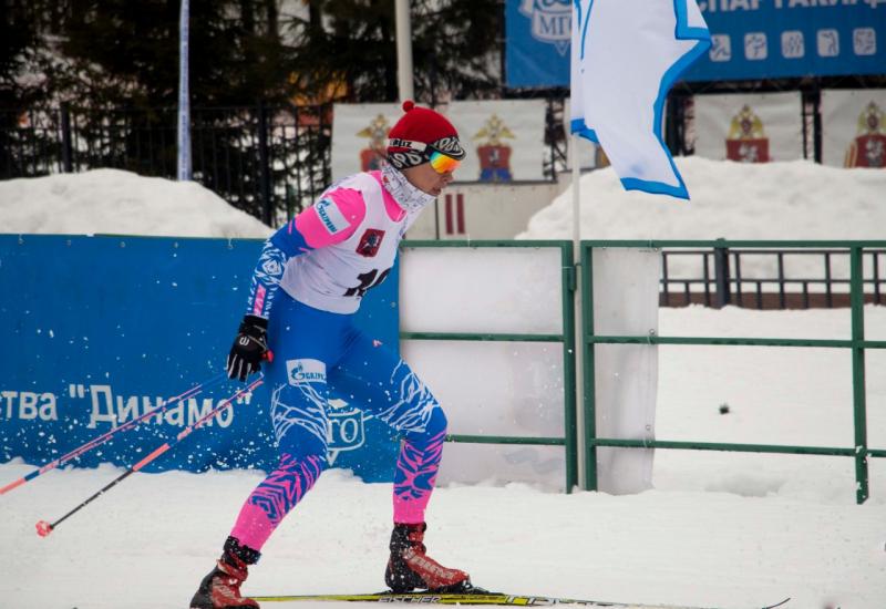 СОТРУДНИКИ И ВОЕННОСЛУЖАЩИЕ РОСГВАРДИИ СТАЛИ ПРИЗЕРАМИ ЛЫЖНЫХ ГОНОК «ДИНАМО» В ПОДМОСКОВЬЕ