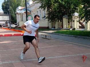 Военнослужащие и сотрудники Росгвардии в Томской области отметили День физкультурника