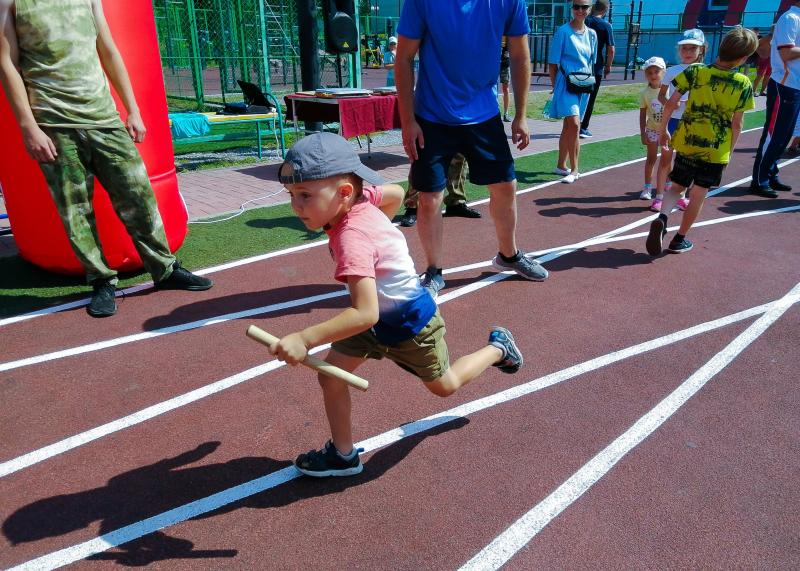 В Пензенской области военнослужащие Росгвардии поддержали всероссийский ведомственный проект «Зарядись энергией с Росгвардией» и провели спортивное мероприятие