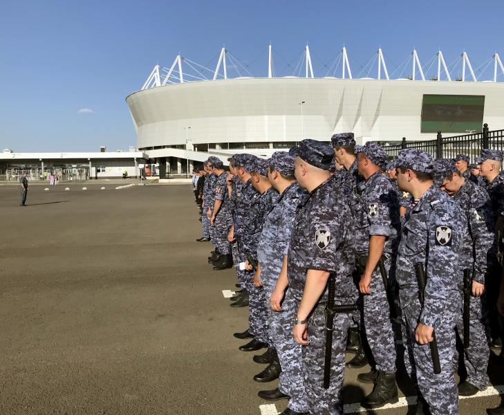 Росгвардия обеспечила охрану общественного порядка во время футбольного матча в Ростове-на-Дону