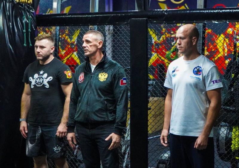 «Миссия чемпиона» в Севастополе: мастер-класс от титулованного боксера