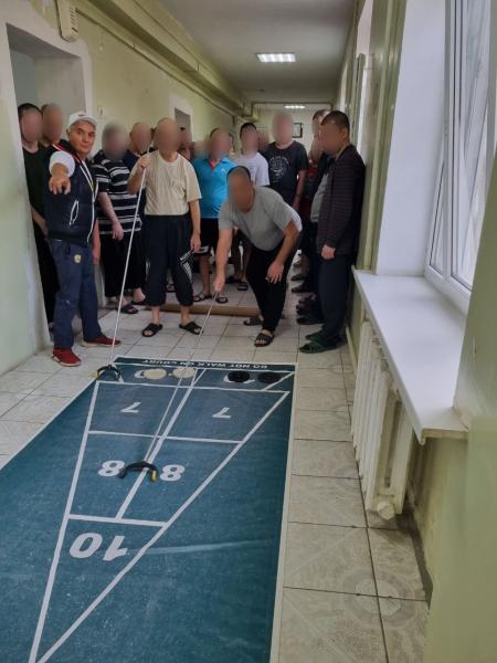 В Ставропольской психиатрической больнице прошел спортивный марафон по шаффлборду