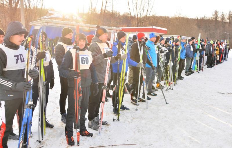 В Пензе представители Росгвардии приняли участие в соревнованиях по лыжным гонкам в рамках спартакиады «ДИНАМО»