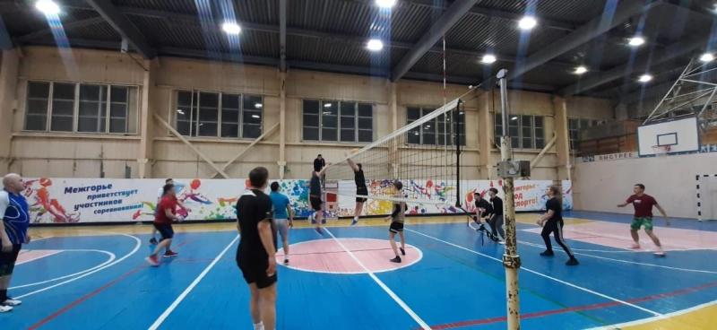 В городе Межгорье росгвардейцы приняли участие в первенстве по волейболу