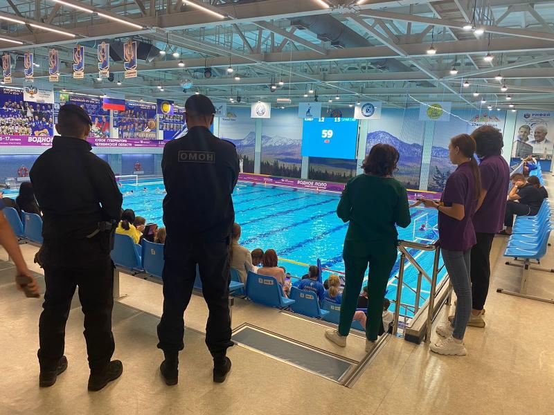 Росгвардейцы обеспечили правопорядок во время проведения чемпионата России среди женских команд по водному поло
