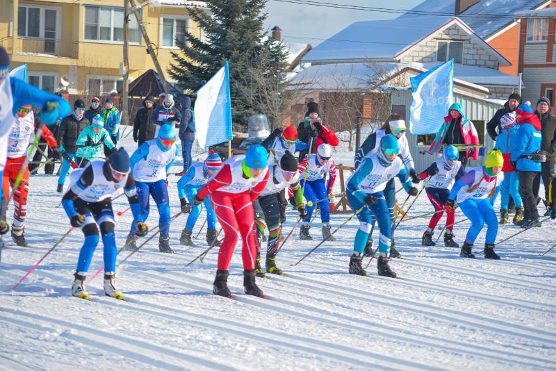 В Пензе представители Росгвардии приняли участие в лыжных соревнованиях памяти сотрудника ФСБ Дмитрия Шорникова