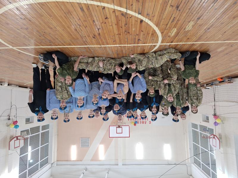 В 1 Раменской школе состоялось военно-спортивное мероприятие посвящённое празднику "День защитника отечества"