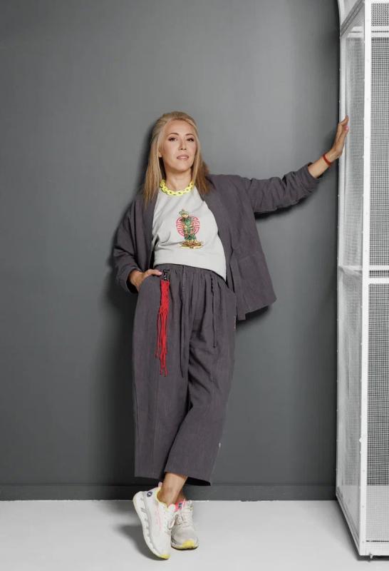 ТНТ вместе с брендом RICE выпустил коллекцию одежды к финалу шоу «Сокровища императора»