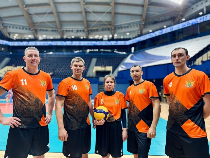 Судебные приставы Главного управления приняли участие в соревнованиях по волейболу среди силовых структур Кузбасса