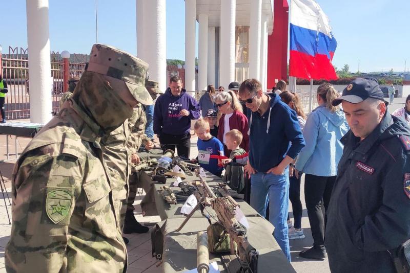 Спецназовцы и олимпийский призёр Росгвардии поддержали благотворительный «Зелёный Марафон» в Кемерове