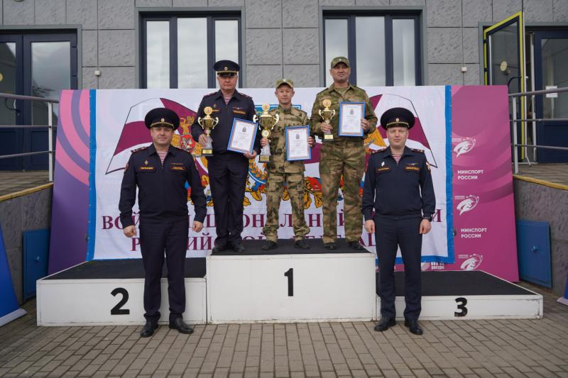 Столичные росгвардейцы стали победителями на соревнованиях Центрального округа Росгвардии по военно-спортивному многоборью