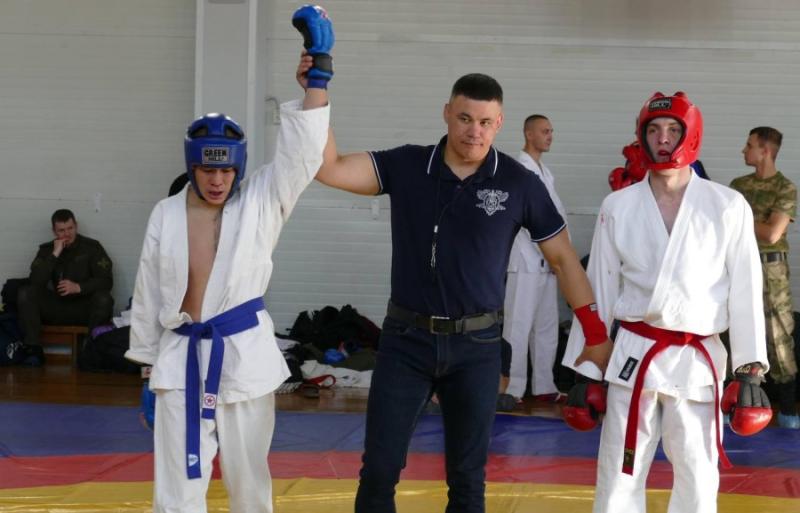 Спортсмены из Тувы стали серебряными призерами чемпионата Сибирского округа Росгвардии по рукопашному бою